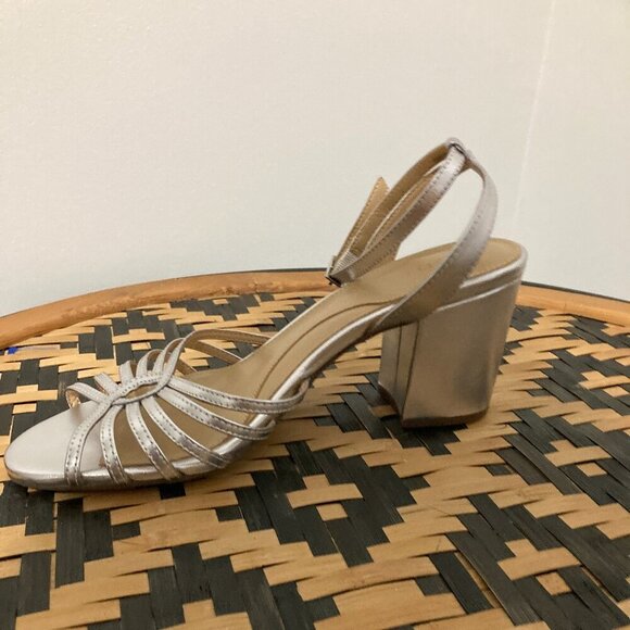 New Talbots Women Size 8 1/2" Silver Kitten Heel Pump Strappy Sandel Ankle Strap - Picture 7 of 11
